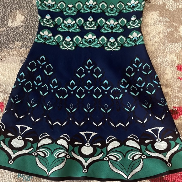 Beautiful Green M Missoni Dress - Picture 2 of 8